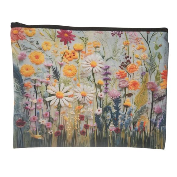 Daisy Floral Cosmetic Bag 7x8 -  Multi-Functional Makeup Pouch - Picture 6 of 9